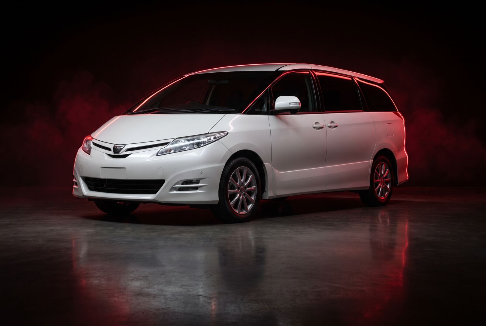 Toyota Previa, 7-seater mpv